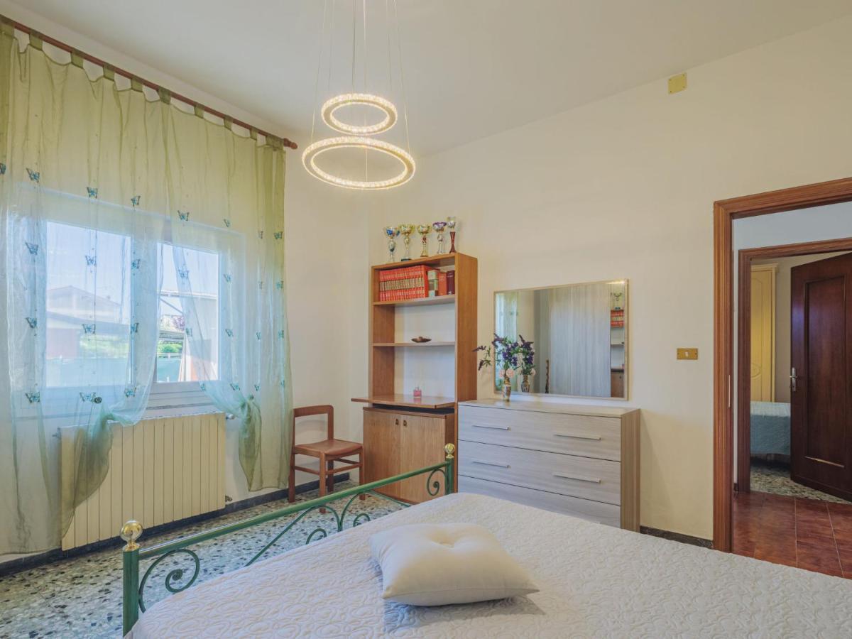 Apartment Emiliano By Interhome Marina di Massa Exterior foto
